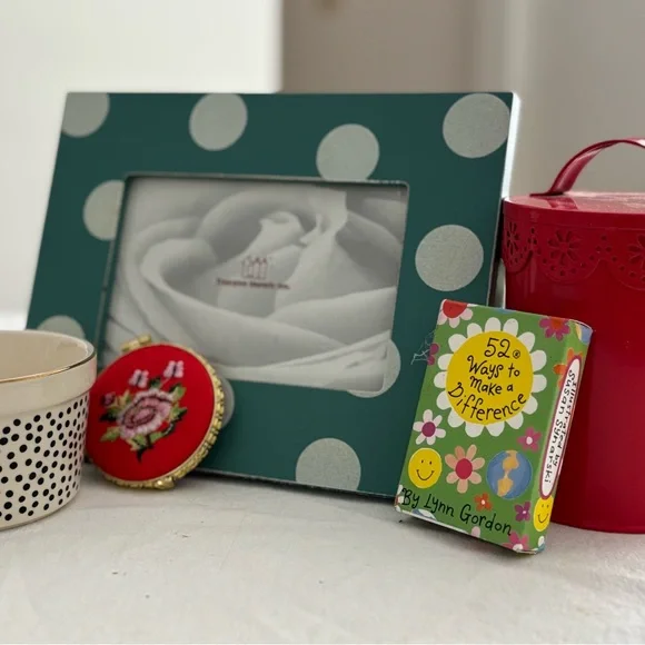 Gift bundle for birthday, Valentines Day, or anytime! - Picture 2 of 4